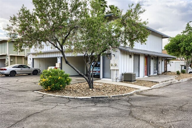 Foto del edificio - 1377 Lorilyn Ave