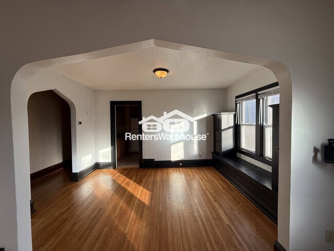 Foto del edificio - 991 Smith Ave S