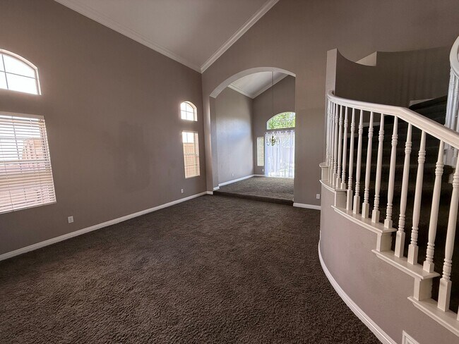 Foto del edificio - 1579 Dawson Dr