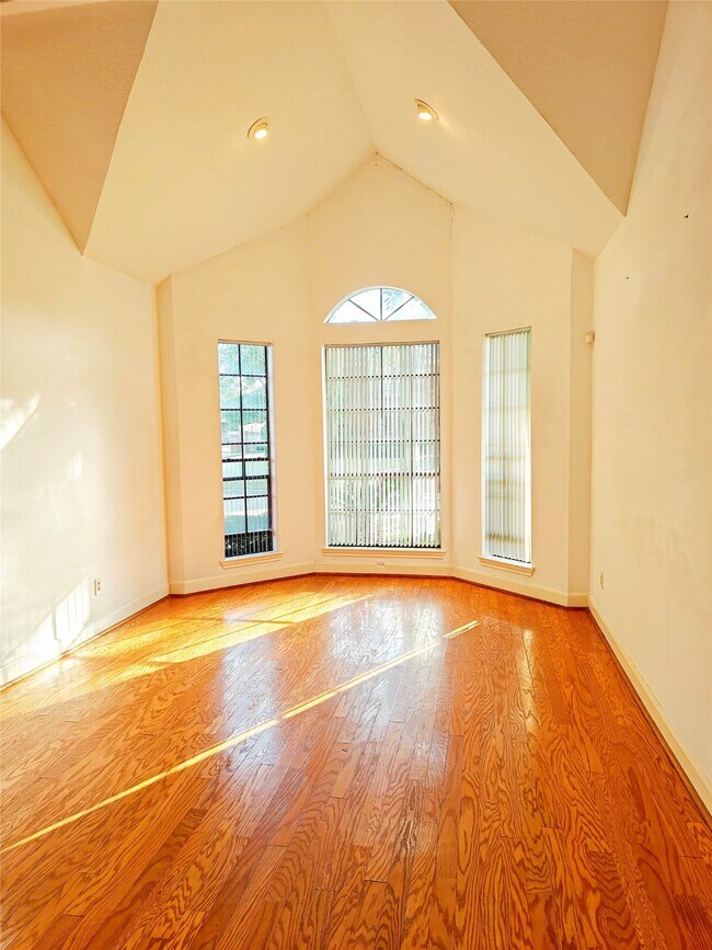 Foto del edificio - 3446 Mimosa Way