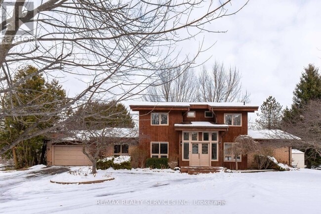 Building Photo - 9 Damascus Dr
