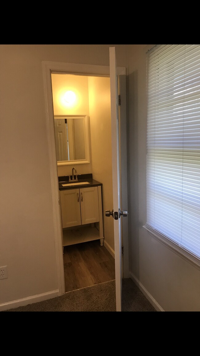 Foto del edificio - 3672 Centerville Rd