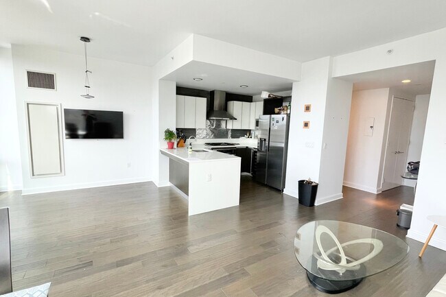 Foto del edificio - 247 W 46th St