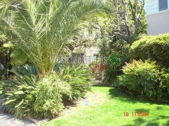 Foto principal - 352 S Elm Dr