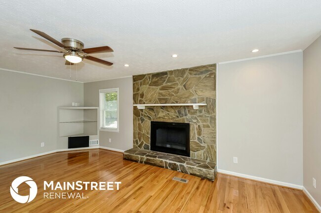 Foto del edificio - 4705 Jaybird Ln SW