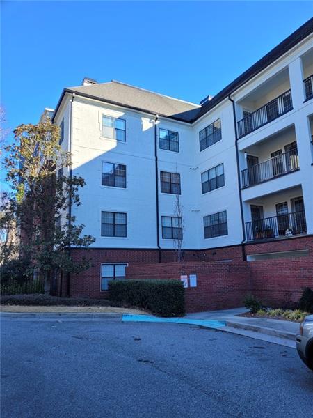 Foto del edificio - 3275 Lenox Rd NE