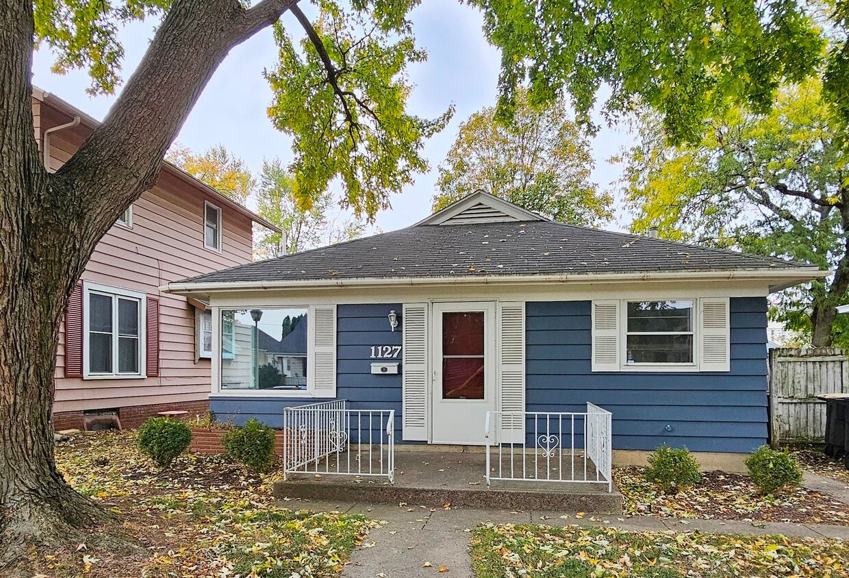 Foto principal - 1127 Pemberton Dr