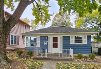 Building Photo - 1127 Pemberton Dr