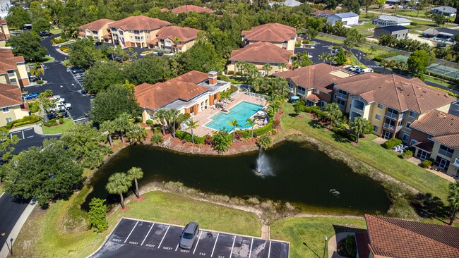 Foto del edificio - Tuscany Gardens Beautiful Condo Close to All in Fort Myers MOVE IN SPECIAL FIRST MONTH FREE!