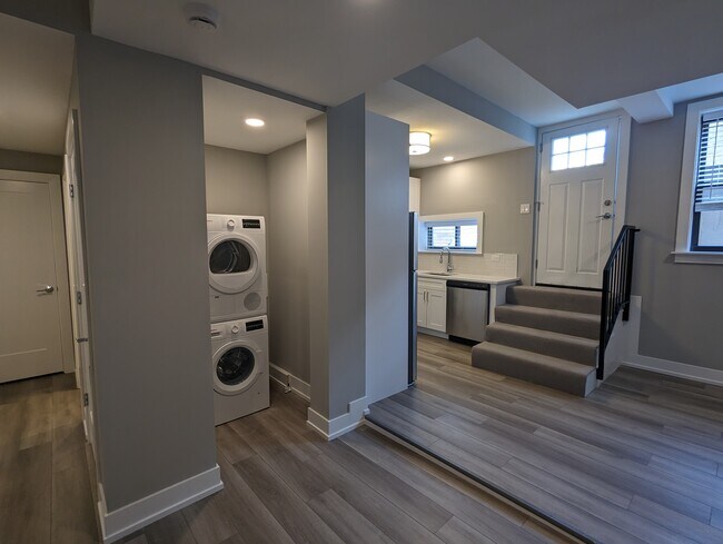 Foto del edificio - 3935 N Janssen Ave