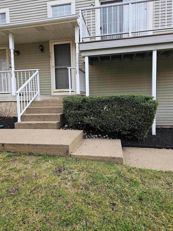 Primary Photo - 201 Ashby Ct
