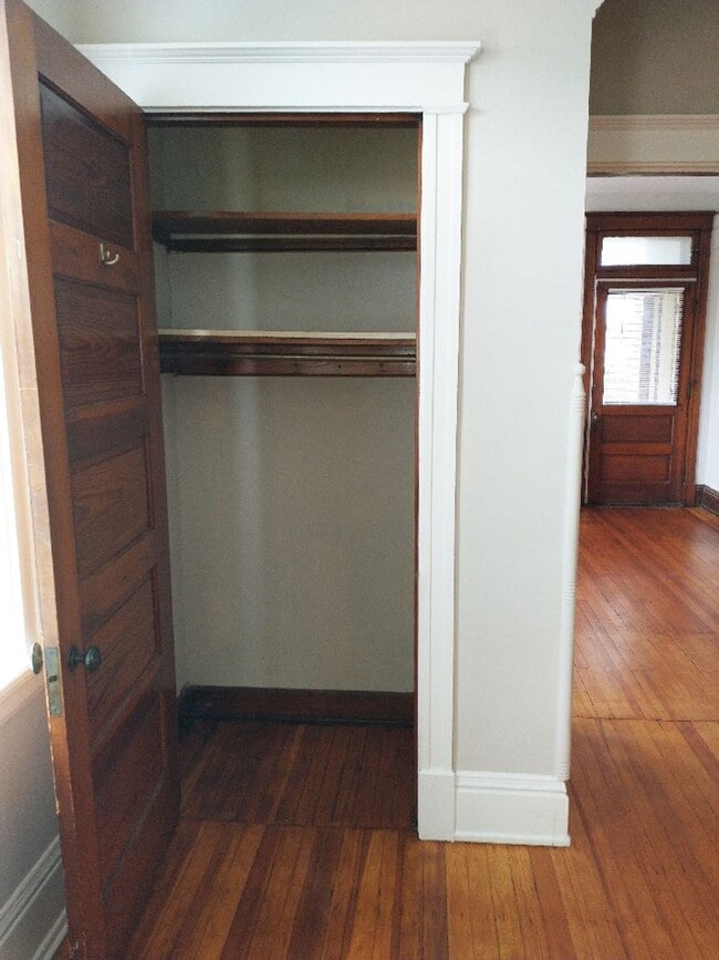 Foto del edificio - 3227 Jefferson Ave