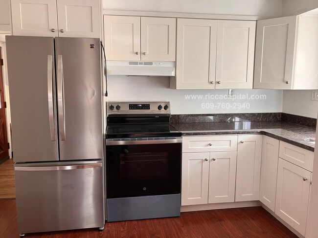 Foto del edificio - 685 Egg Harbor Rd