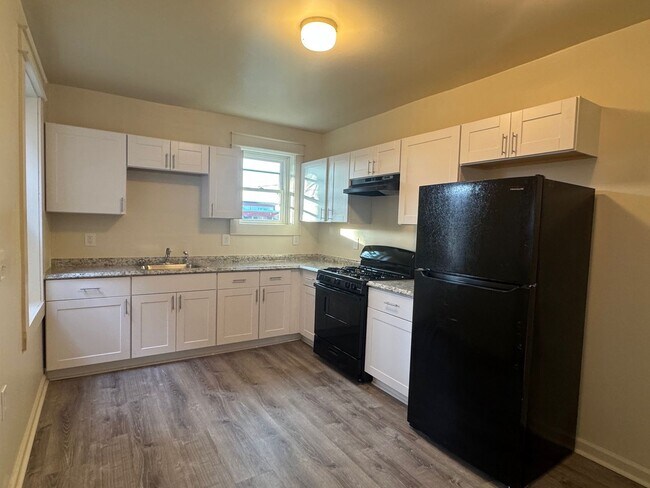 Foto del edificio - 4 Bedroom Home