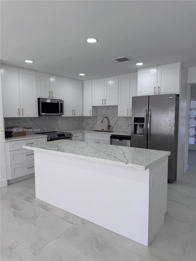 Foto del edificio - 1706 N 45th Ave