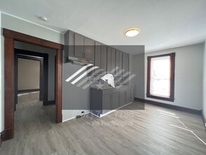 Building Photo - 224 Baltimore St