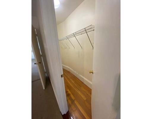 Building Photo - 43 Mt Auburn St