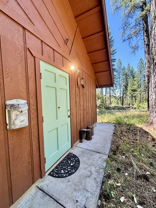 Foto principal - 15398 N Bloomfield Rd