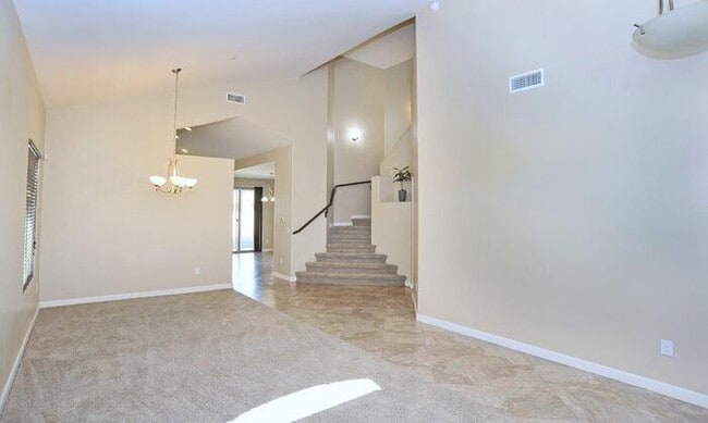 Foto del edificio - Amazing 2-Story Home