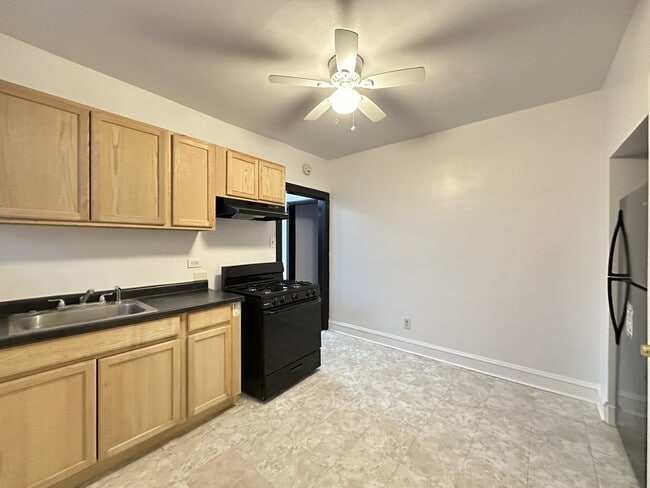 Foto del edificio - 415 E 80th St