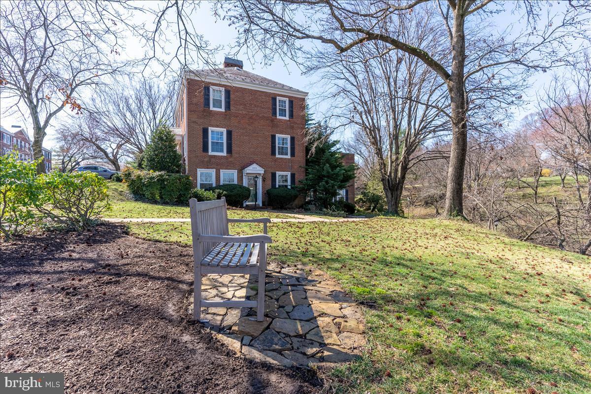 Foto principal - 2802 S Abingdon St