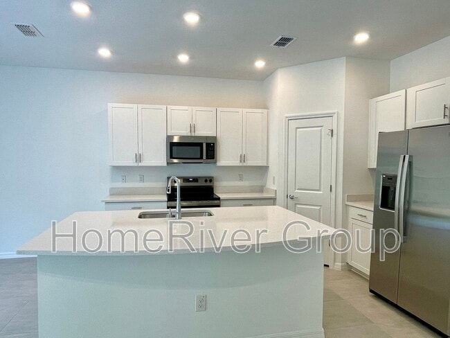 Building Photo - 2123 Hallier Cv