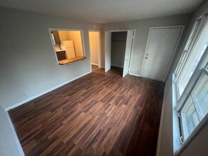 Building Photo - 5011 Brewer Ct