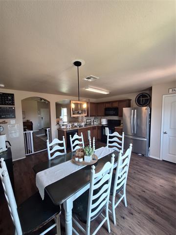 Building Photo - 1809 Prairie View Dr