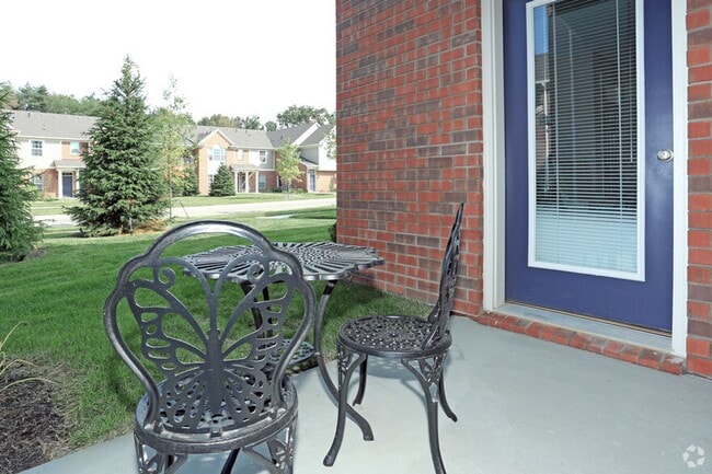 Interior Photo - Harvard Place