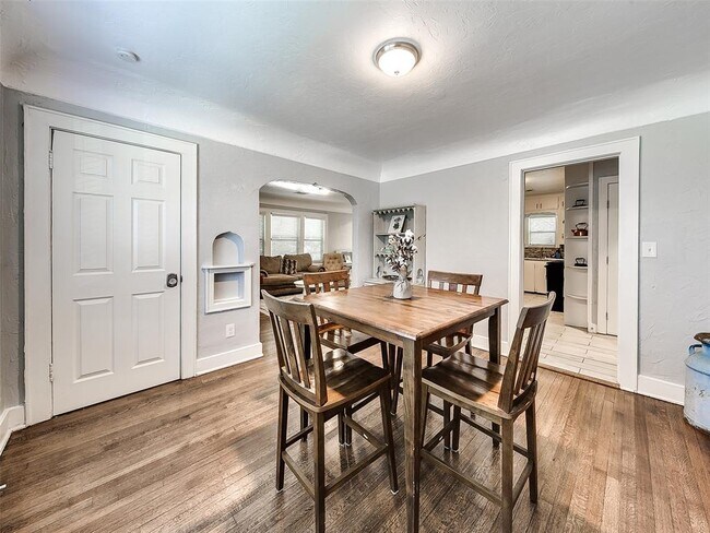 Foto del edificio - 1630 NW 17th St