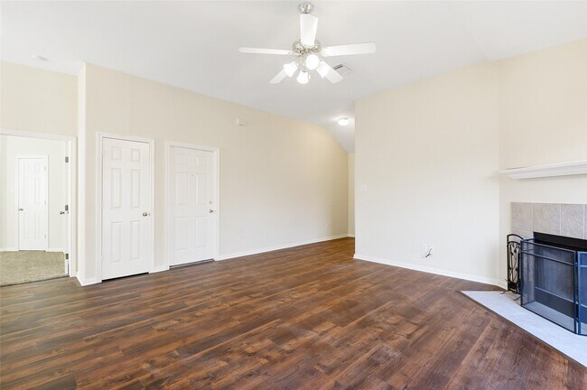 Foto del edificio - 203 Paradise Ln