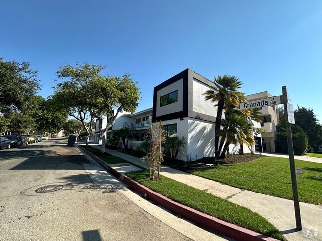 Building Photo - 616 Granada St