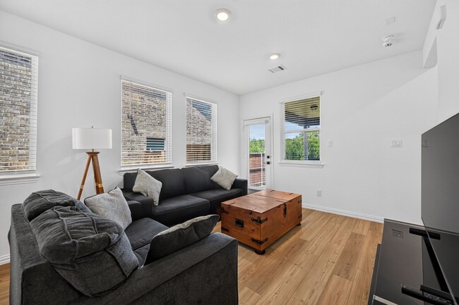 Foto del edificio - 1678 Gracehill Wy