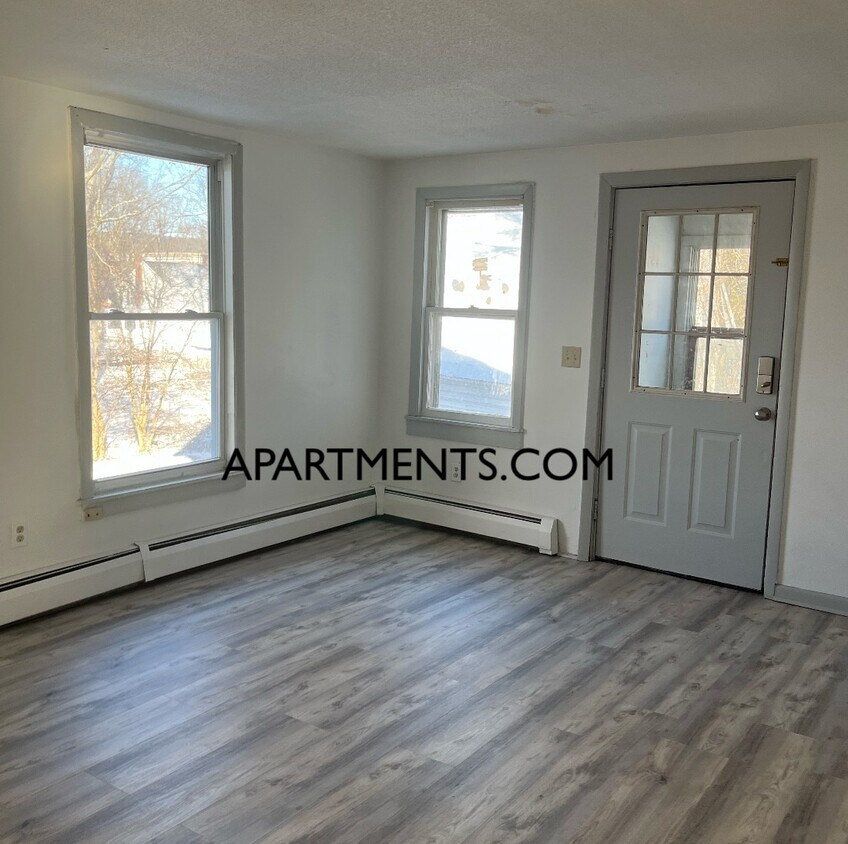Foto principal - 280 Main St