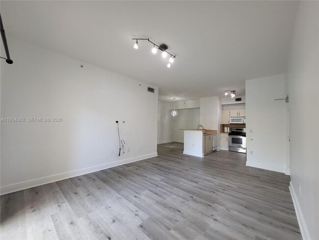 Foto del edificio - 7200 NW 114th Ave