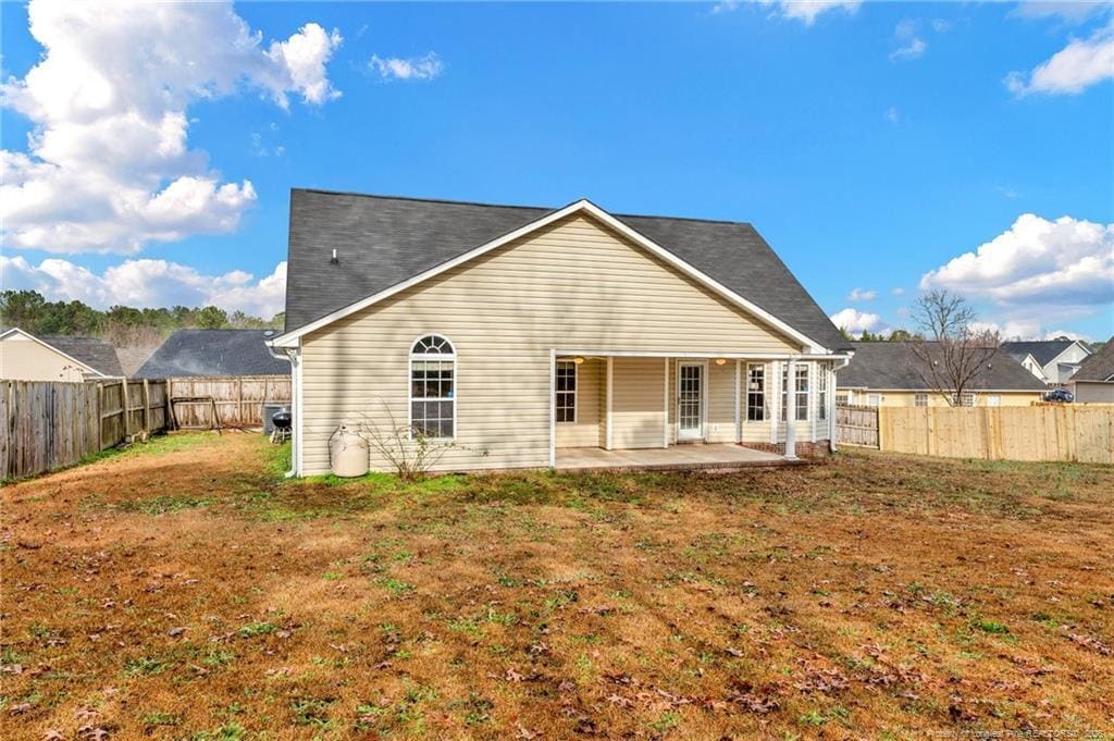 Building Photo - 7817 Rosewood Ave