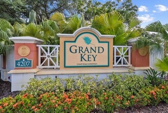 4207 S Dale Mabry Hwy