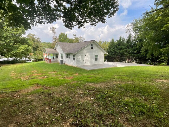 Foto del edificio - Very nice 2 bed/1 bath home - Morristown