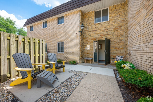 Building Photo - Auburn West Apartments