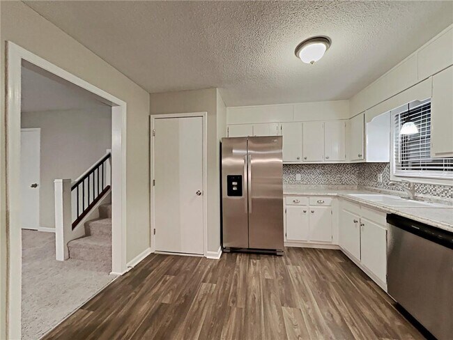Foto del edificio - 4311 Heath Ct