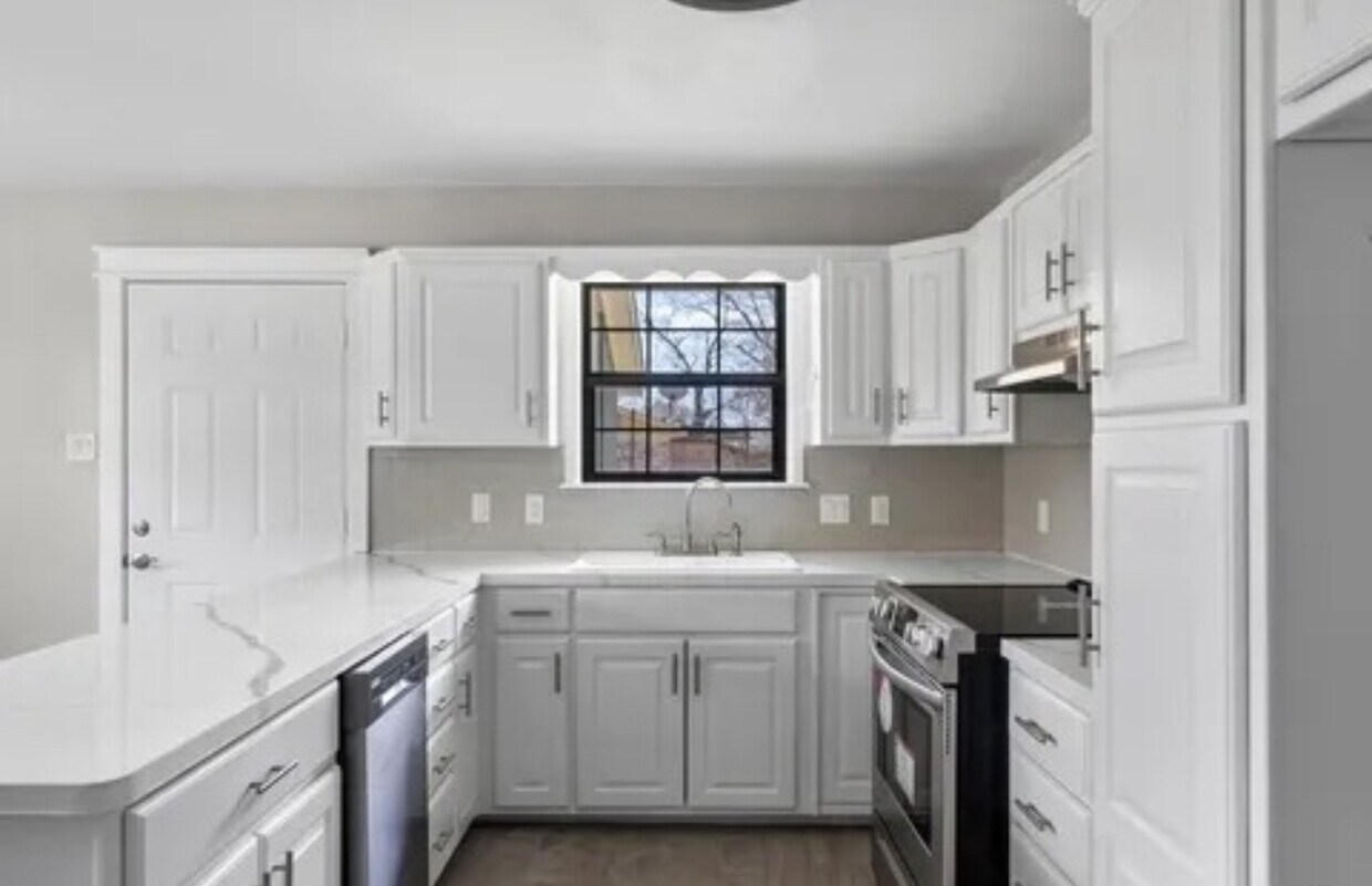 Foto principal - 10530 County Rd 1265
