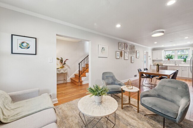 Photo - 5721 Blaine St NE House