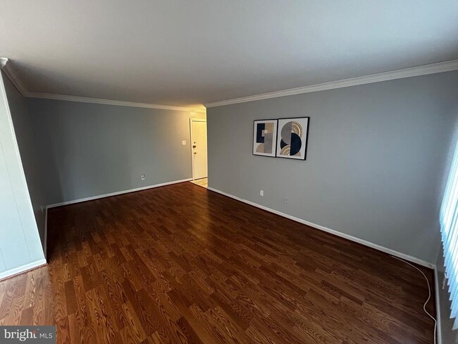 Foto del edificio - 2908 Kings Chapel Rd