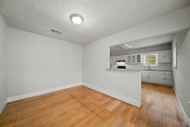 Foto del edificio - 418 Spooner St