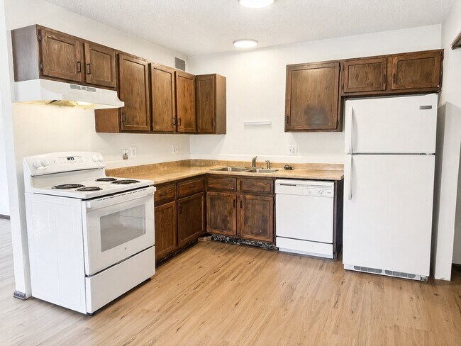 Foto del edificio - 139 Juniper Pl