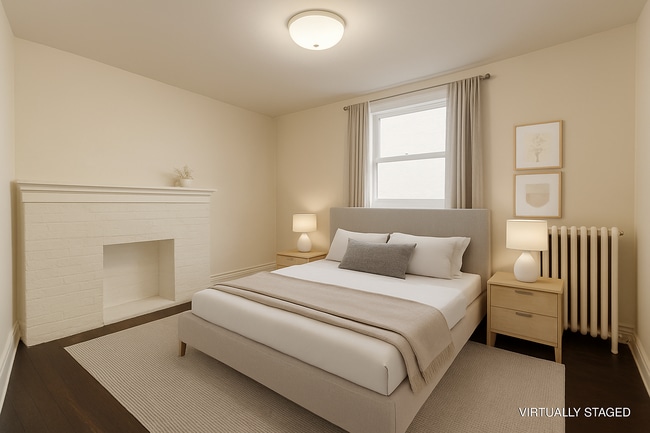 Building Photo - 959 Main St E