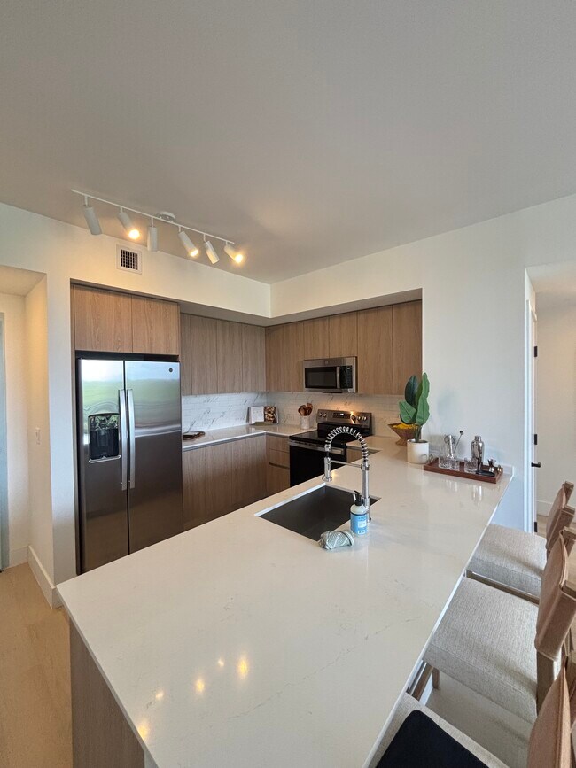 Foto del edificio - 2445 NE 183rd St