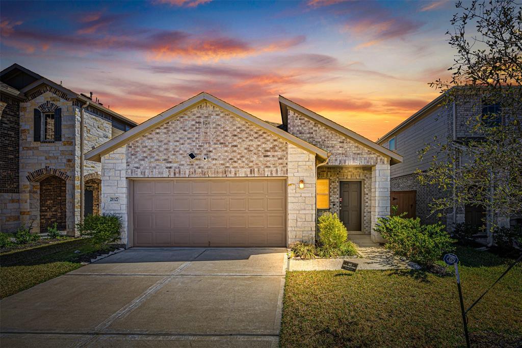 Primary Photo - 21127 Dolphin Bay Ln