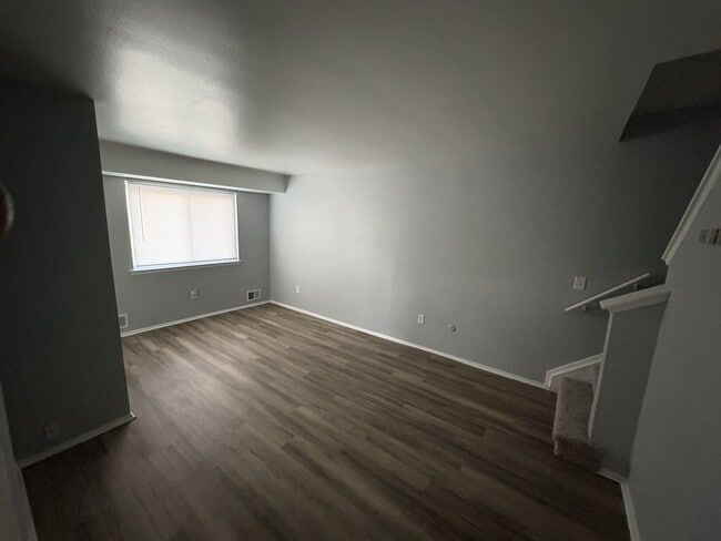 Foto del edificio - 24843 Mayfair St