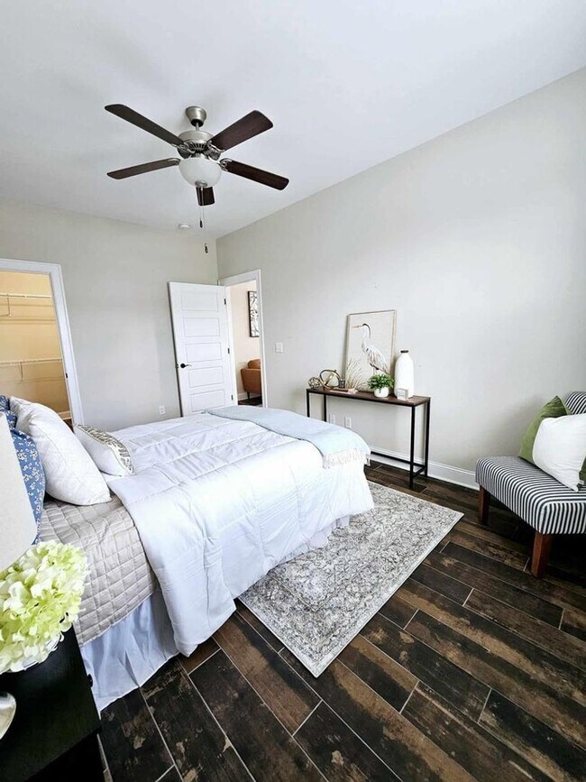 Foto del edificio - Downtown 1 Bedroom Apartment!